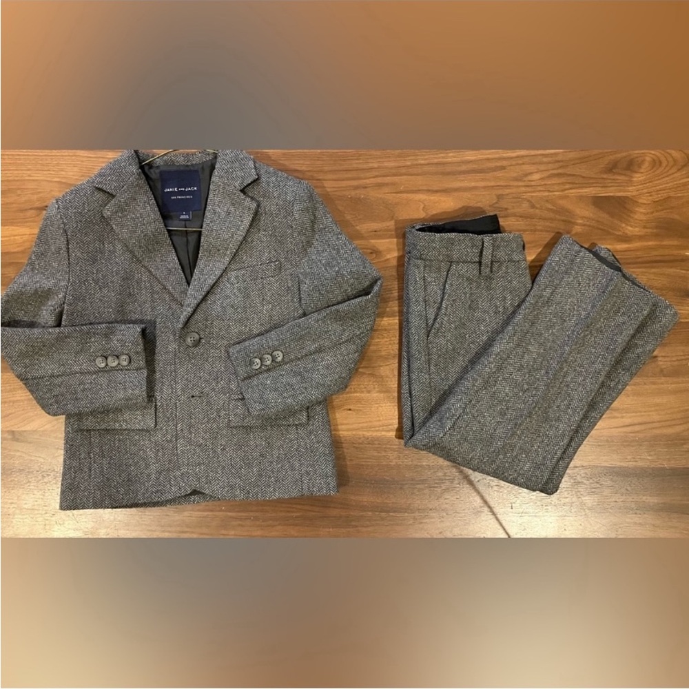 NWT- Janie and Jack Herringbone Suit Set - Picture 3 of 9